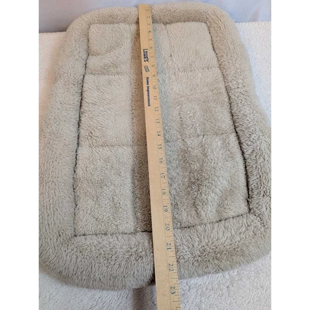 Petco Plush Dog Cat Bed Mat Pet Pad Cozy Soft Bolstered Quilted Small Medium